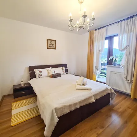 Guest house De Inchiriat Cascada Busteni