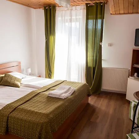 De Inchiriat Cascada 3* Busteni